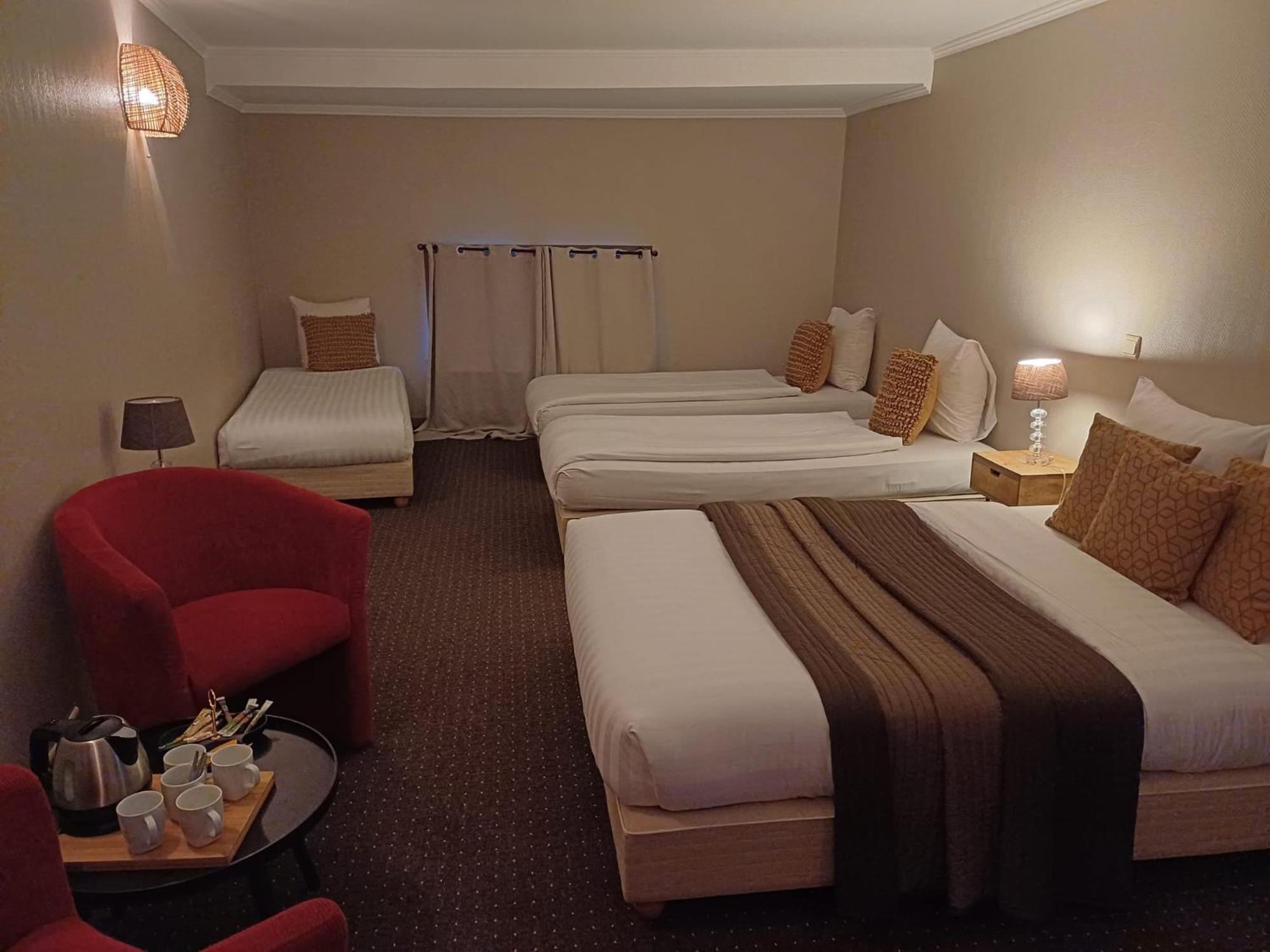 Park Hotel Airport Charleroi Ngoại thất bức ảnh